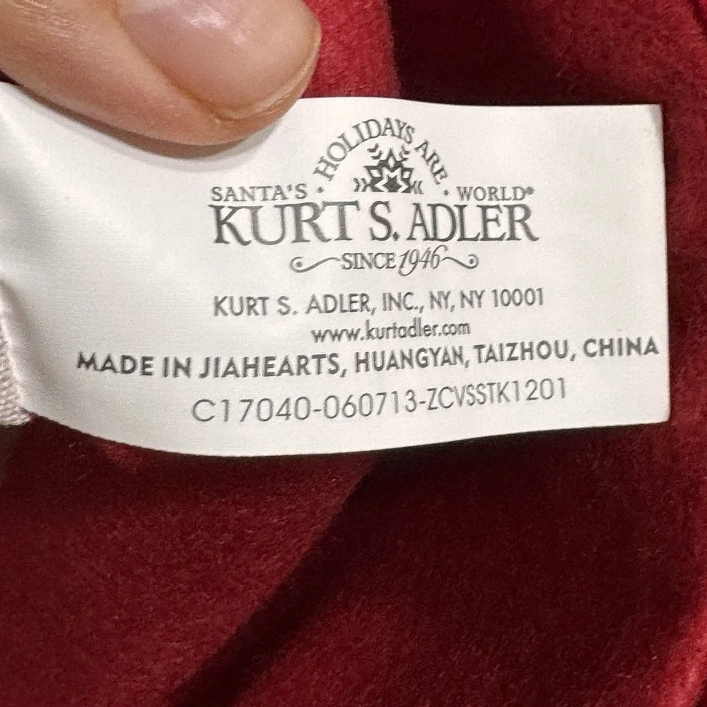 Kurt Adler very good
